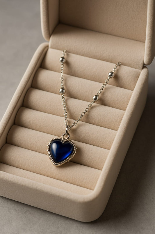Collar Corazon Azul, Acero de titanio, dije de cobre